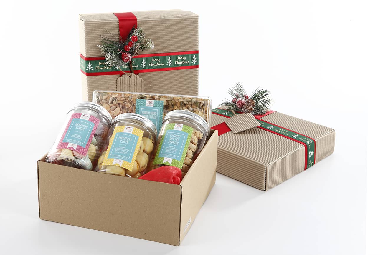 Customize your cookies tin or gourmet gift box with Sweet Palate